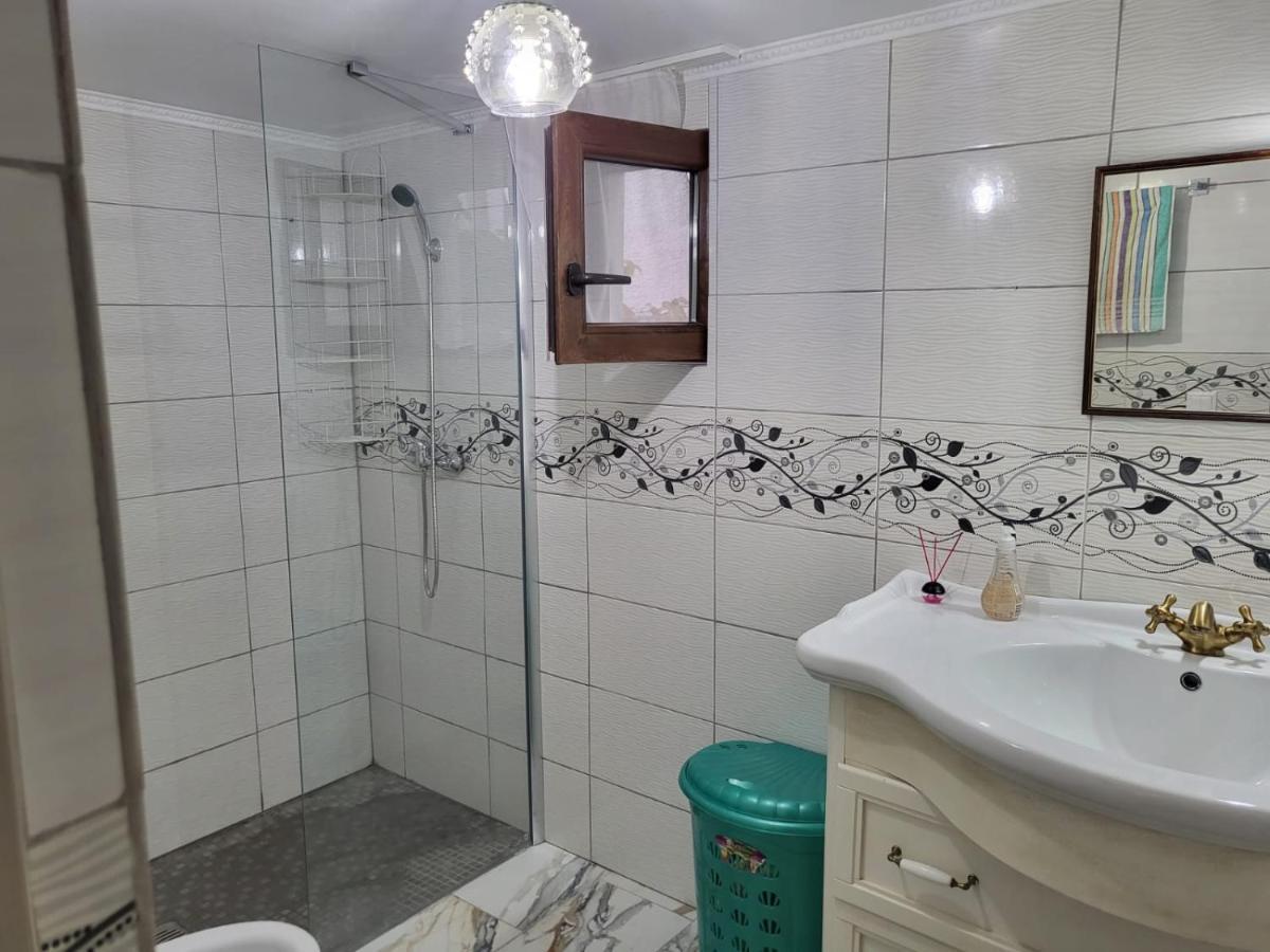 Apartament Cu Terasa Si Gratar Apartamento Satu Mare Exterior foto