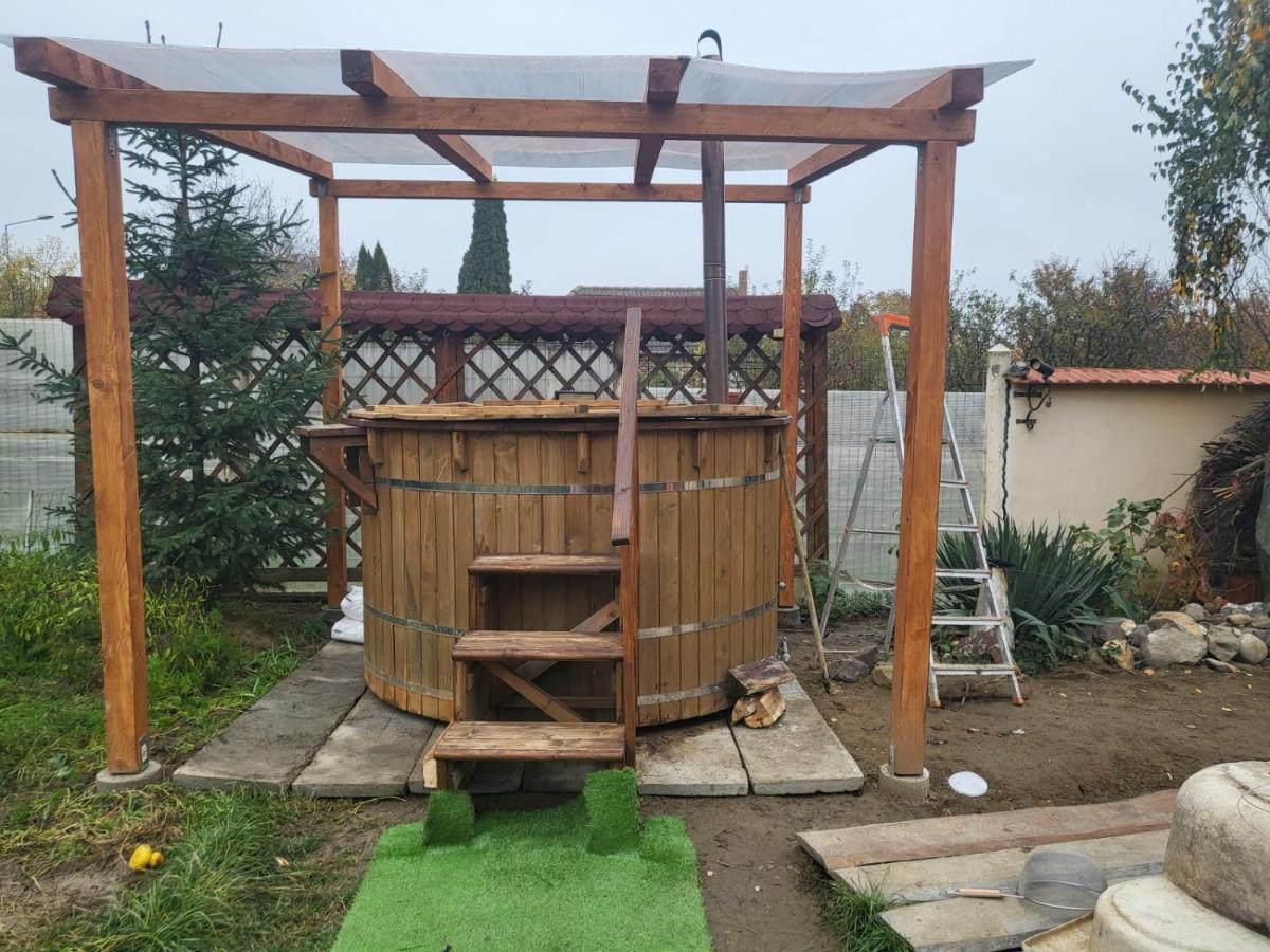 Apartament Cu Terasa Si Gratar Apartamento Satu Mare Exterior foto